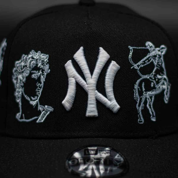 NEW ERA 9FORTY MLB NEW YORK YANKEES MYTHICAL - Imagen 2