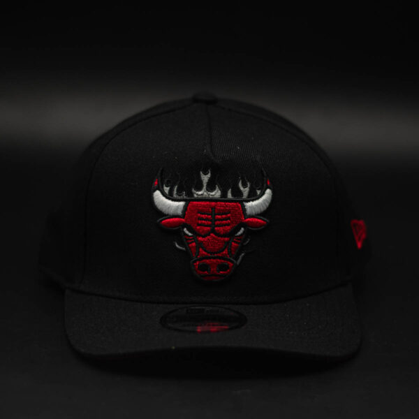 NEW ERA 9FORTY NBA CHICAGO BULLS FLAME E-FRAME BLACK
