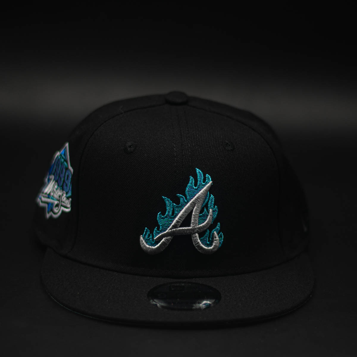 NEW ERA 9FIFTY MLB ATLANTA BRAVES WORLD SERIES 1999 FLAME