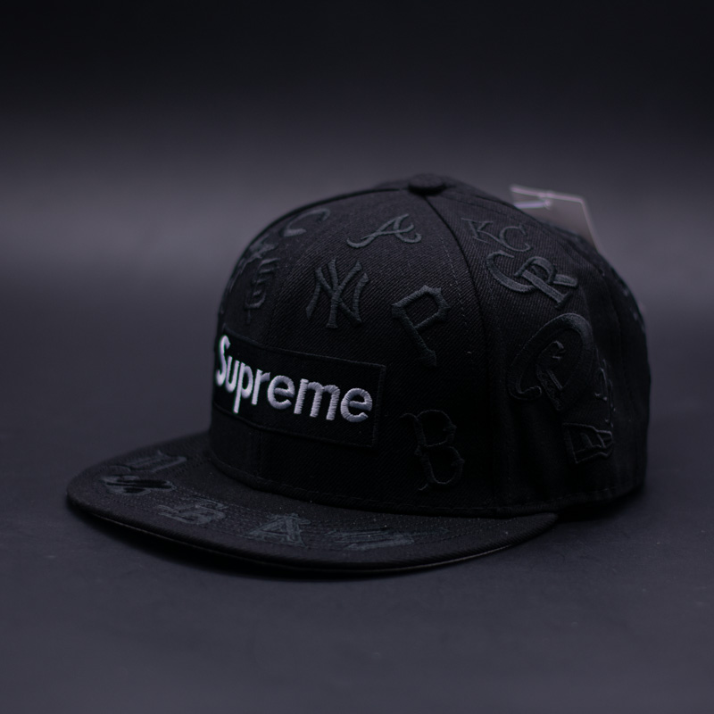 SUPREME X NEW ERA 59FIFTY MLB BOX LOGO ALL OVER BLACK - Imagen 3